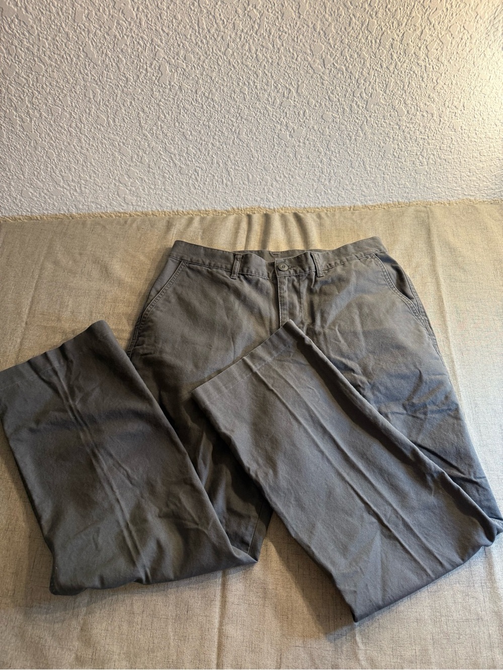 Patagonia Men's 34 Stand Up Duck Pants Forge Gray Organic Cotton Canvas FA11